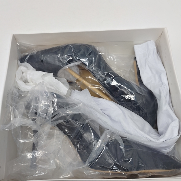 Women's Ann Taylor Bianca Black Pointy Heel Size 8 Style #356129 - Picture 10 of 11